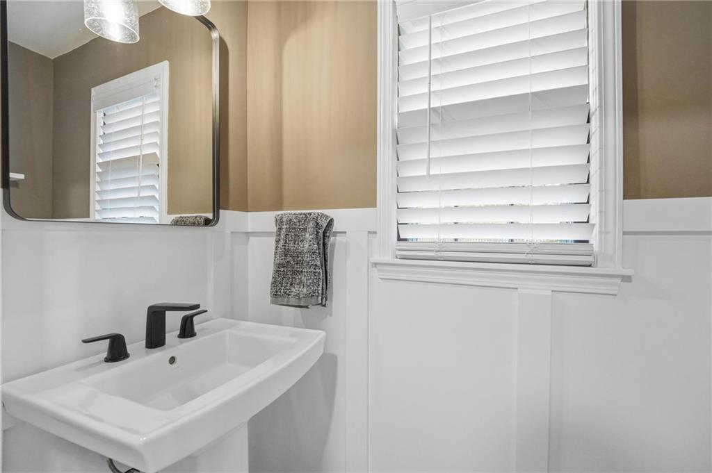 12860 Sagamore Road Property Photo 23