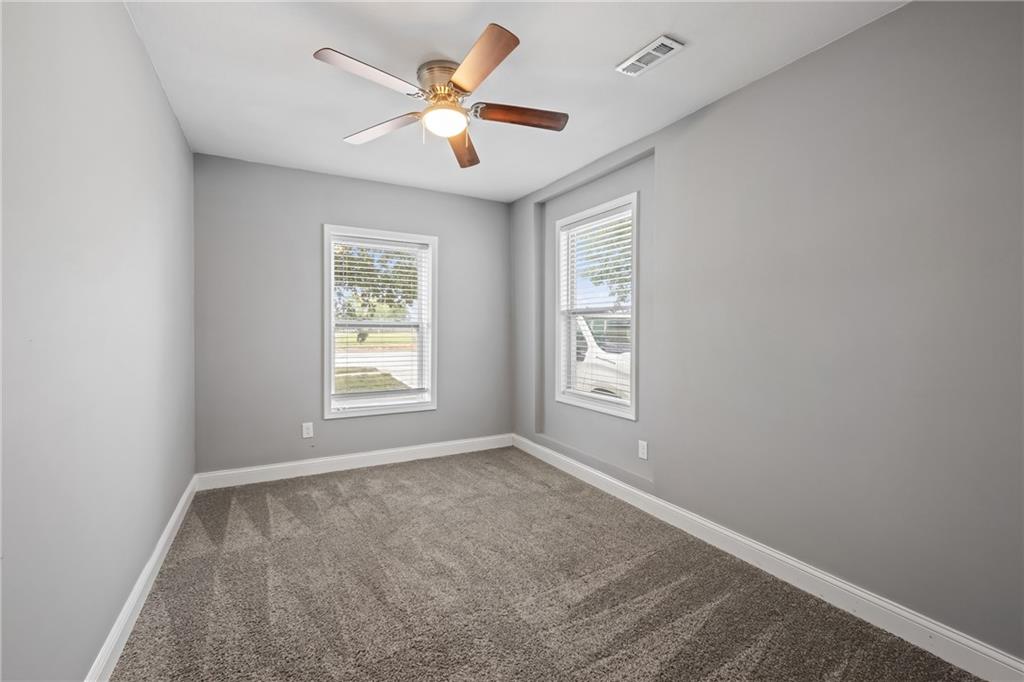 601 S Webster Street Property Photo 19