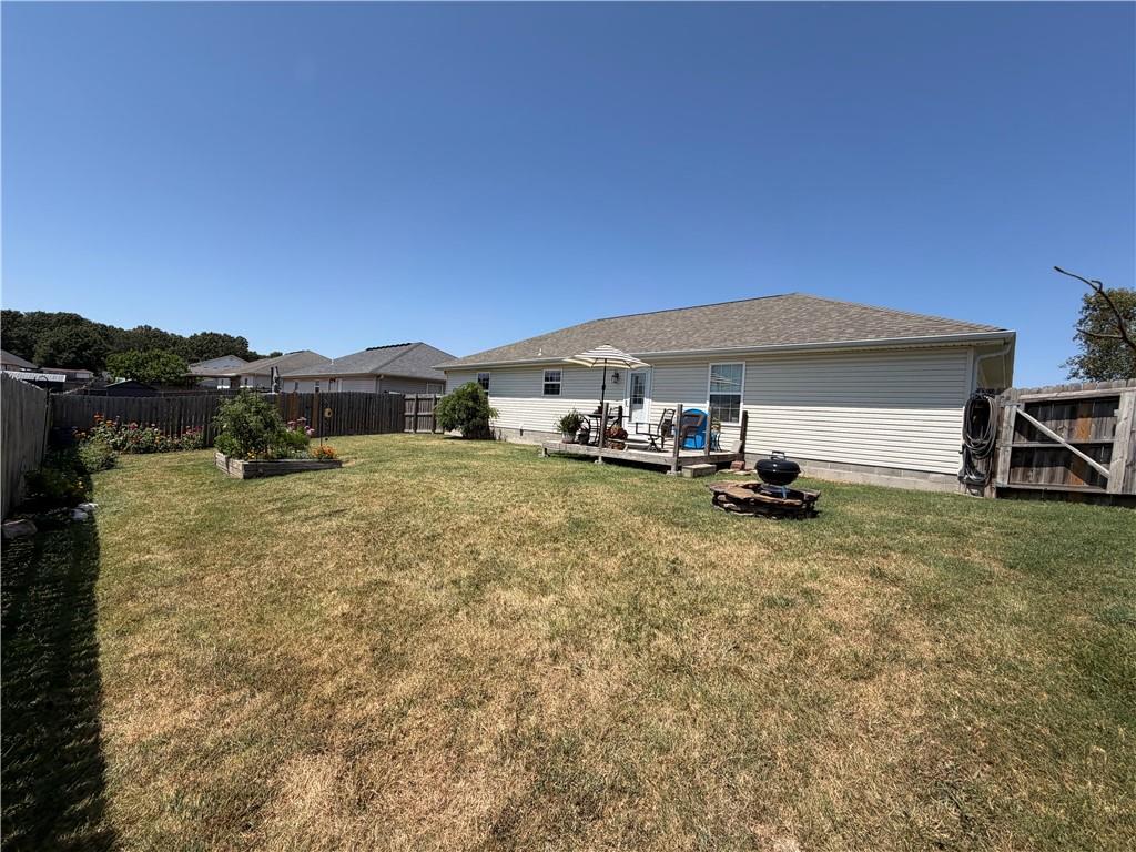 1815 Sylvan Avenue Property Photo 8