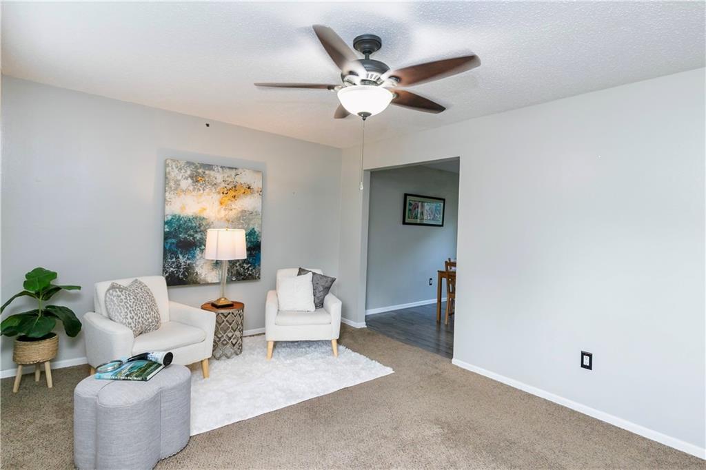 806 Covey Drive Property Photo 3