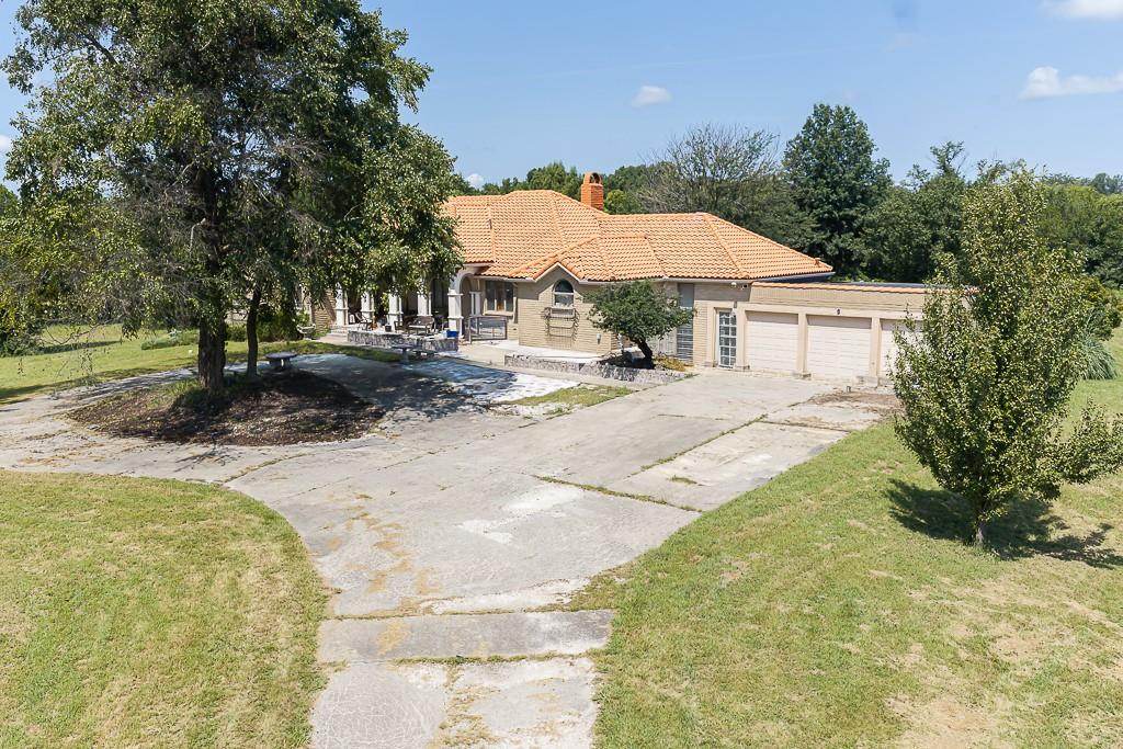 20100 Evans Road Property Photo 2