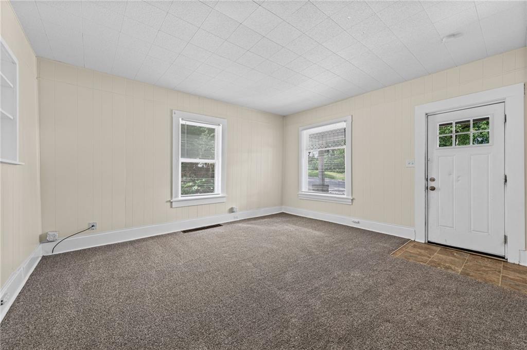 743 Kickapoo Street Property Photo 6