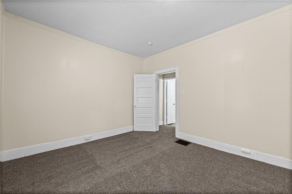743 Kickapoo Street Property Photo 16