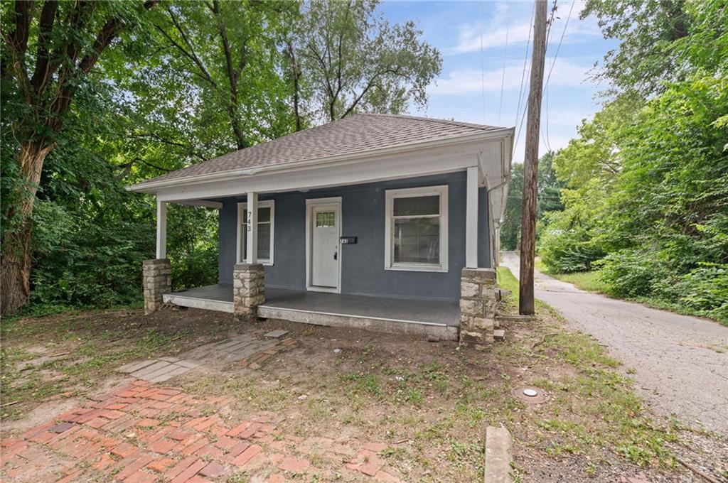 743 Kickapoo Street Property Photo 22