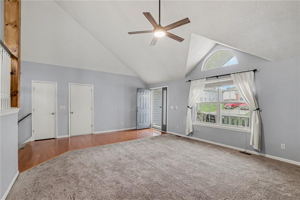 226 N Sunset Lane Property Photo 5