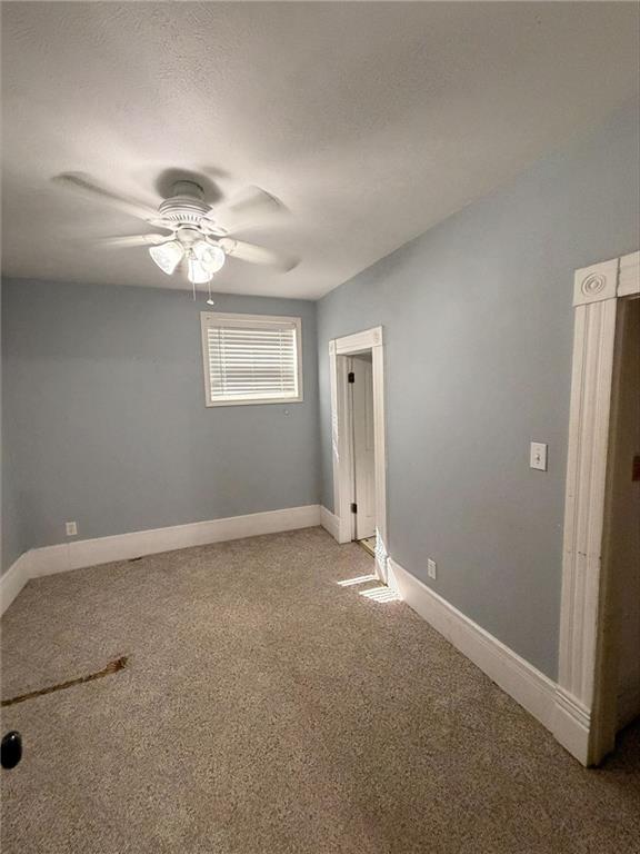 713 W 1st Street Property Photo 11