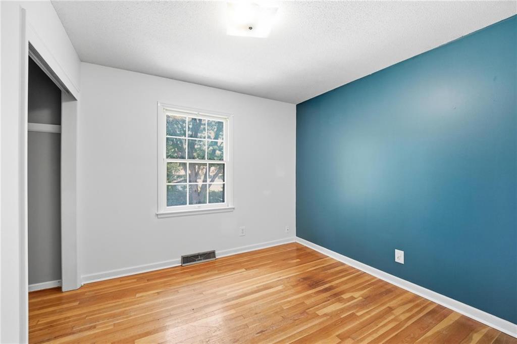 1002 E Willow Drive Property Photo 27