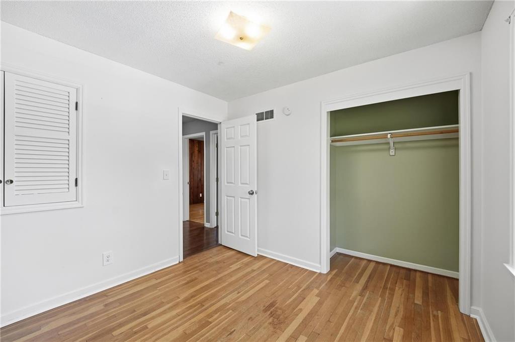 1002 E Willow Drive Property Photo 28