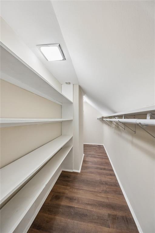 424 E 79th Terrace Property Photo 15