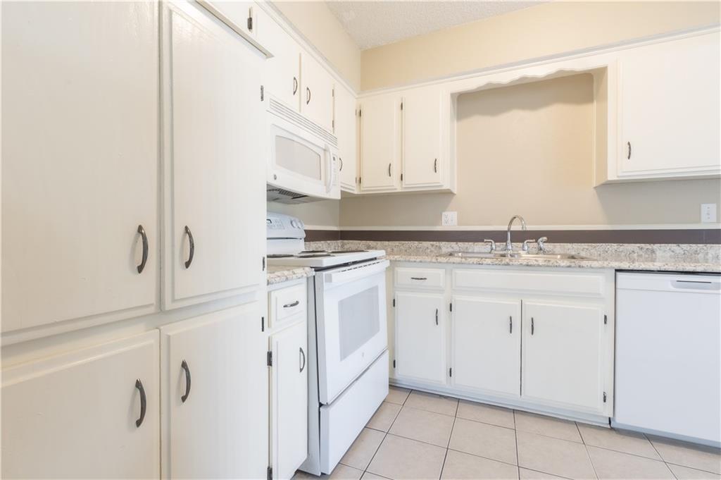 8500 Ditzler Avenue Property Photo 35