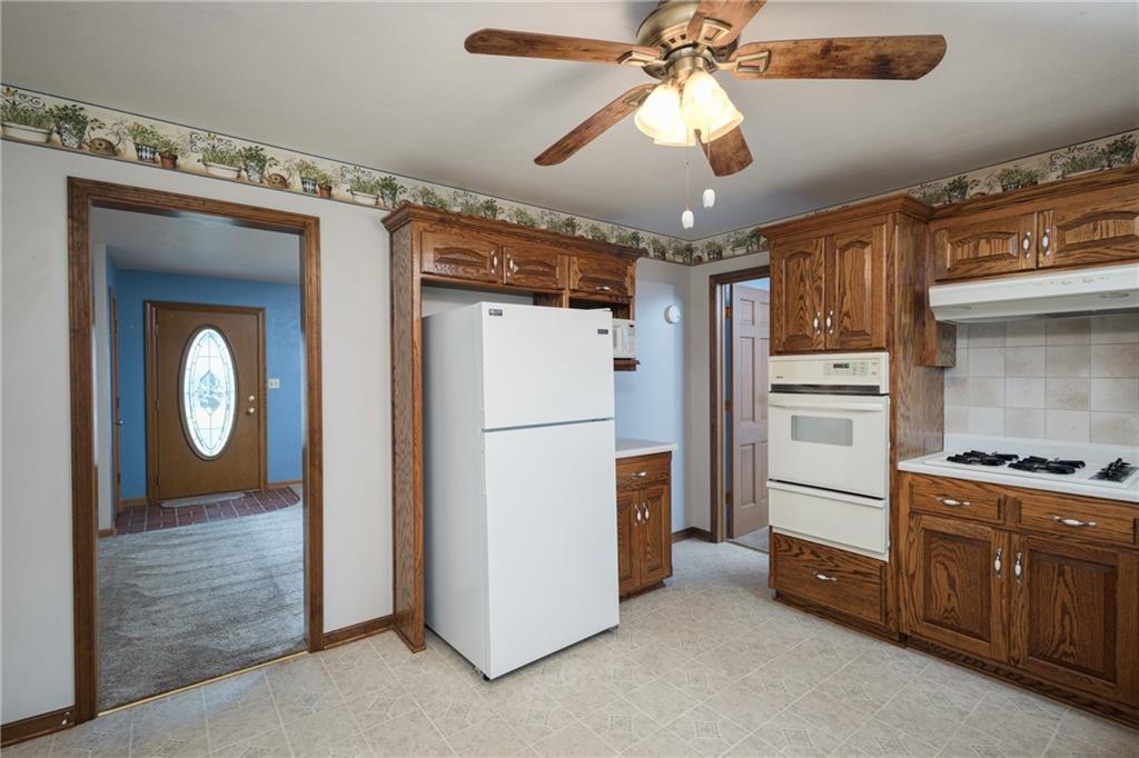 110 S Queen Ridge Drive Property Photo 15