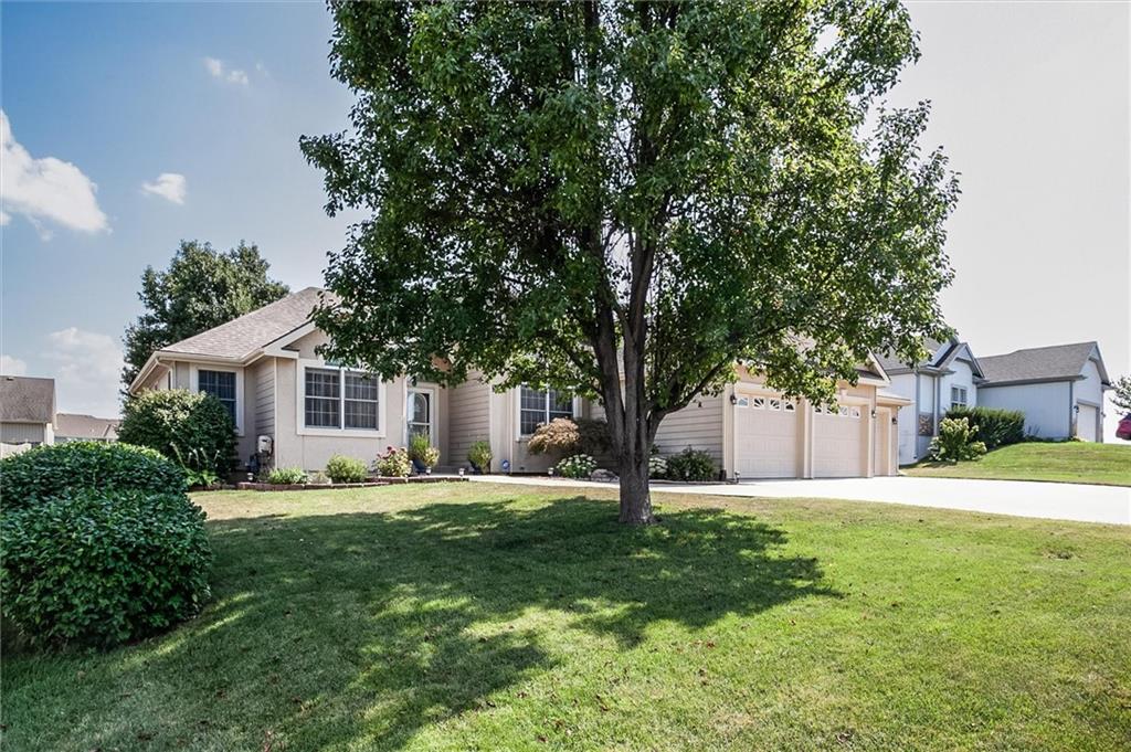 16017 Cedar Street Property Photo 3
