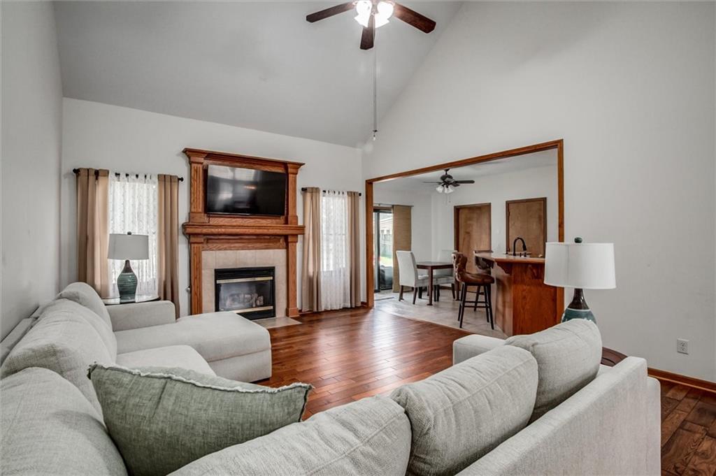 16017 Cedar Street Property Photo 5