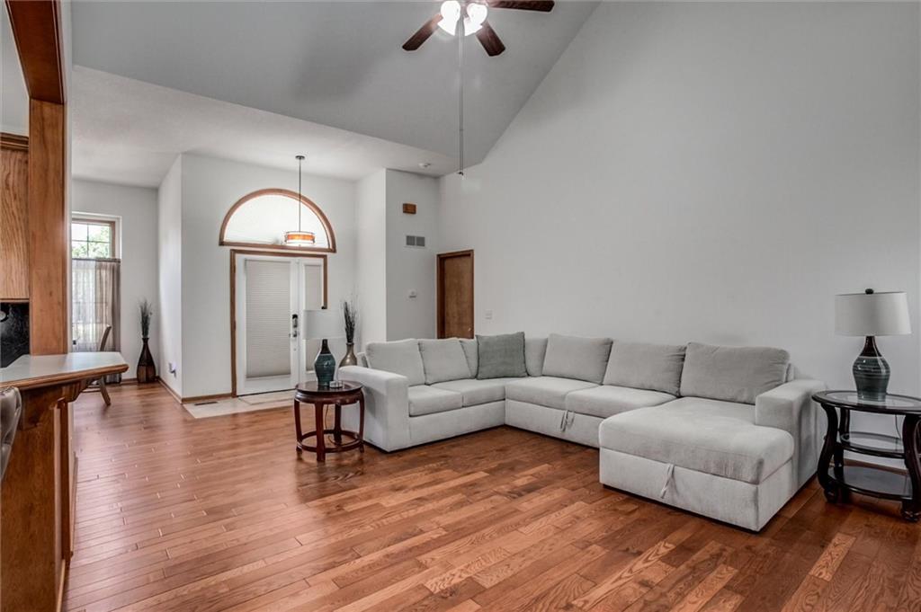 16017 Cedar Street Property Photo 13