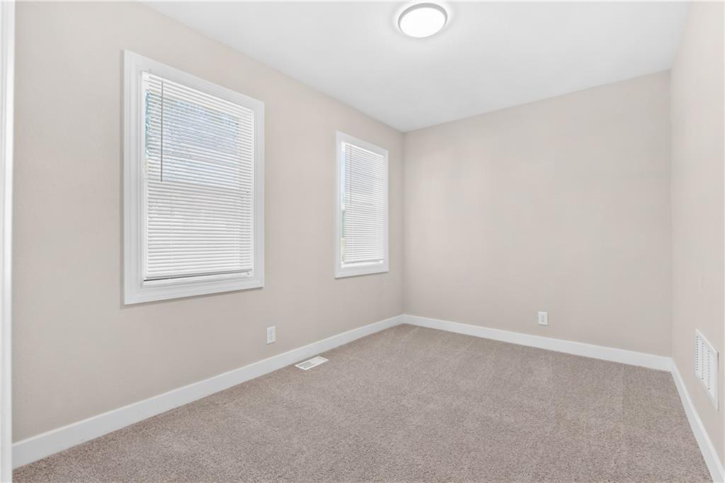 11509 E 75th Street Property Photo 19