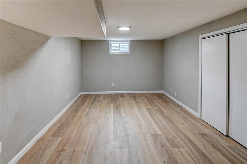 512 Nw Lakeview Road Property Photo 24