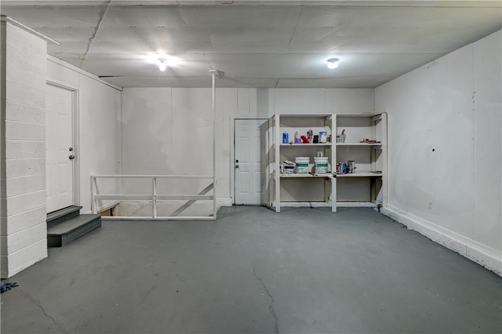 512 Nw Lakeview Road Property Photo 31