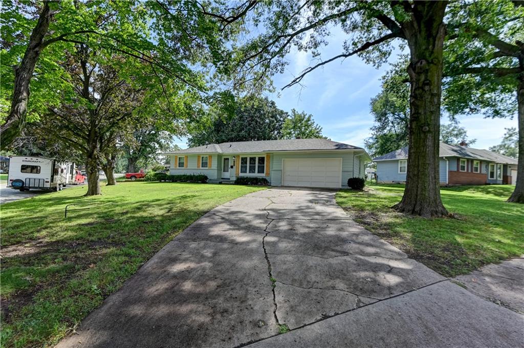 512 Nw Lakeview Road Property Photo 35