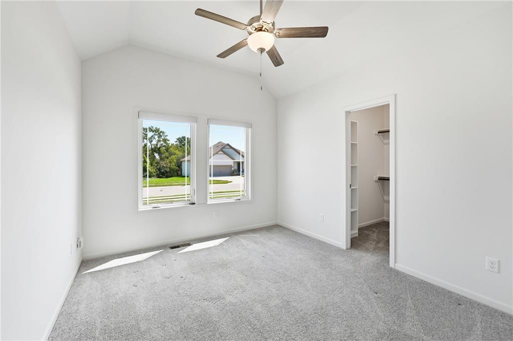 10322 N Winchester Avenue Property Photo 24
