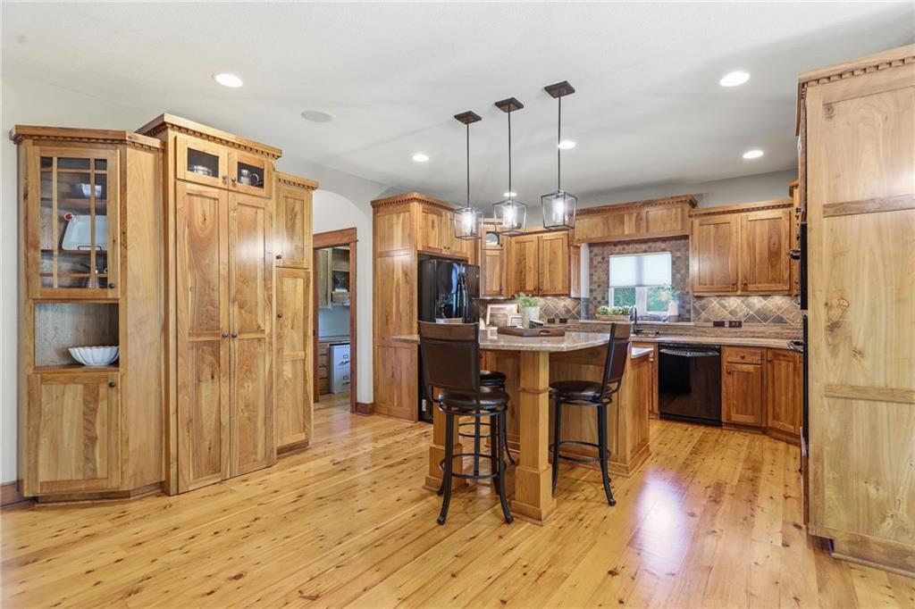 16211 Overbrook Lane Property Photo 13