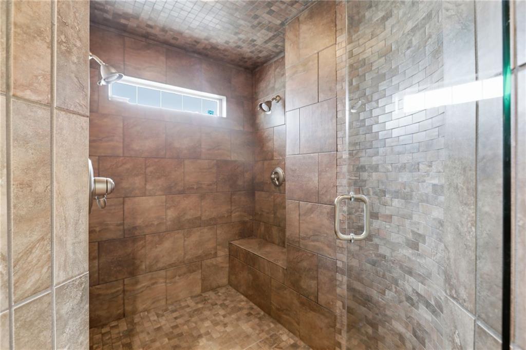 16211 Overbrook Lane Property Photo 36