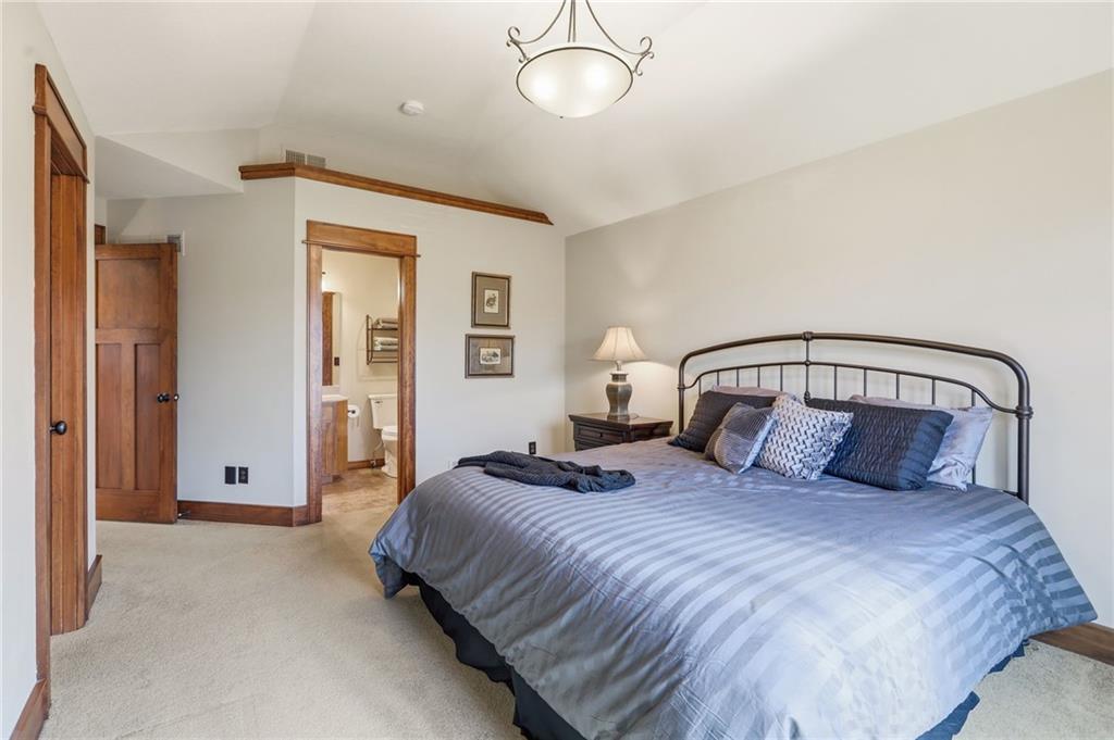 16211 Overbrook Lane Property Photo 38