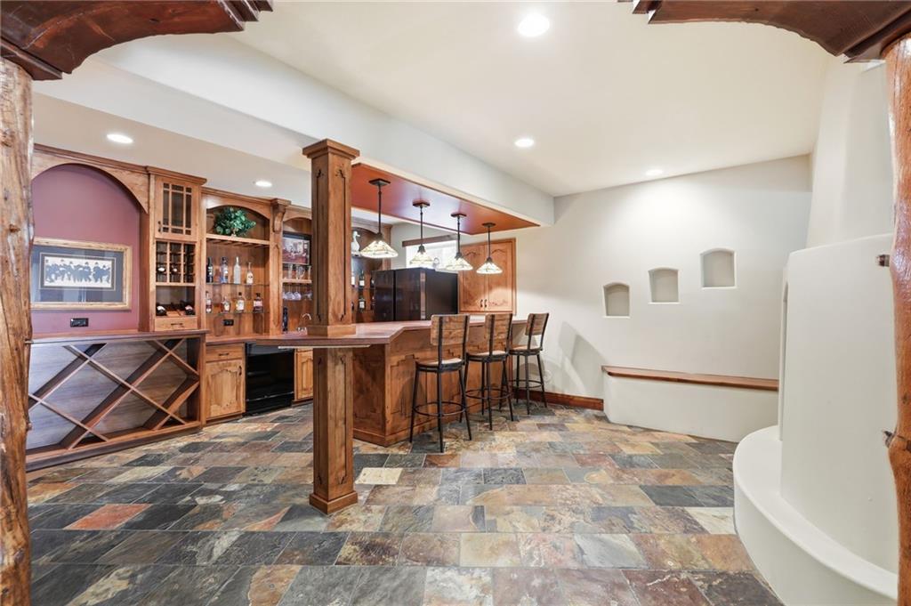 16211 Overbrook Lane Property Photo 48