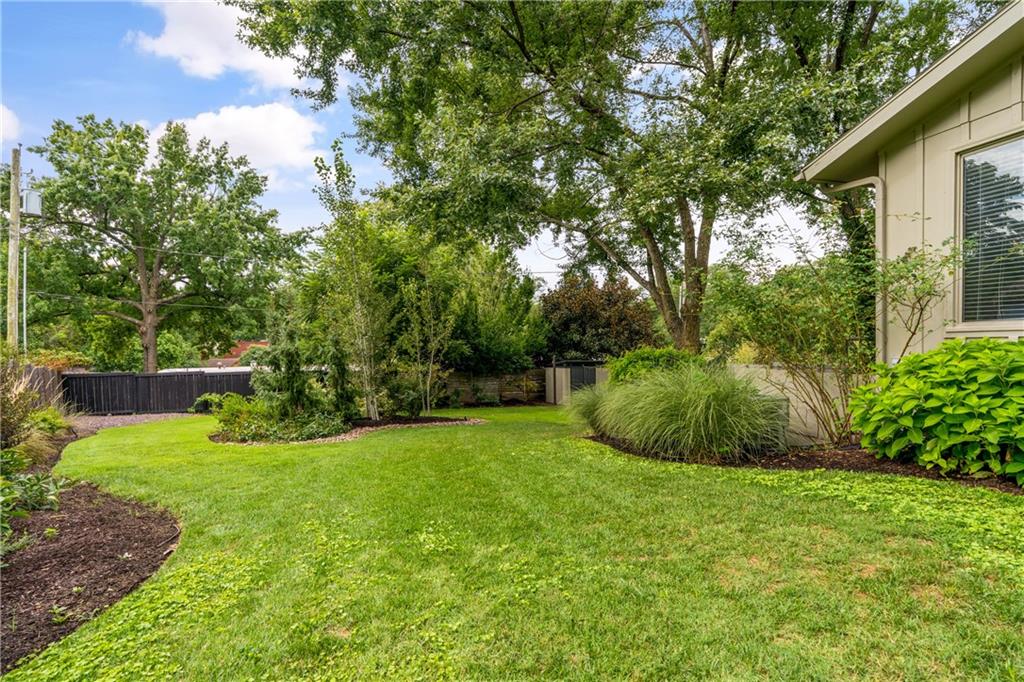 3315 W 98th Street Property Photo 40