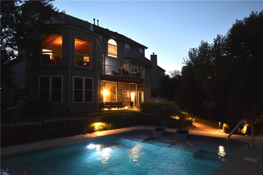1037 Fox Run Terrace Property Photo 15