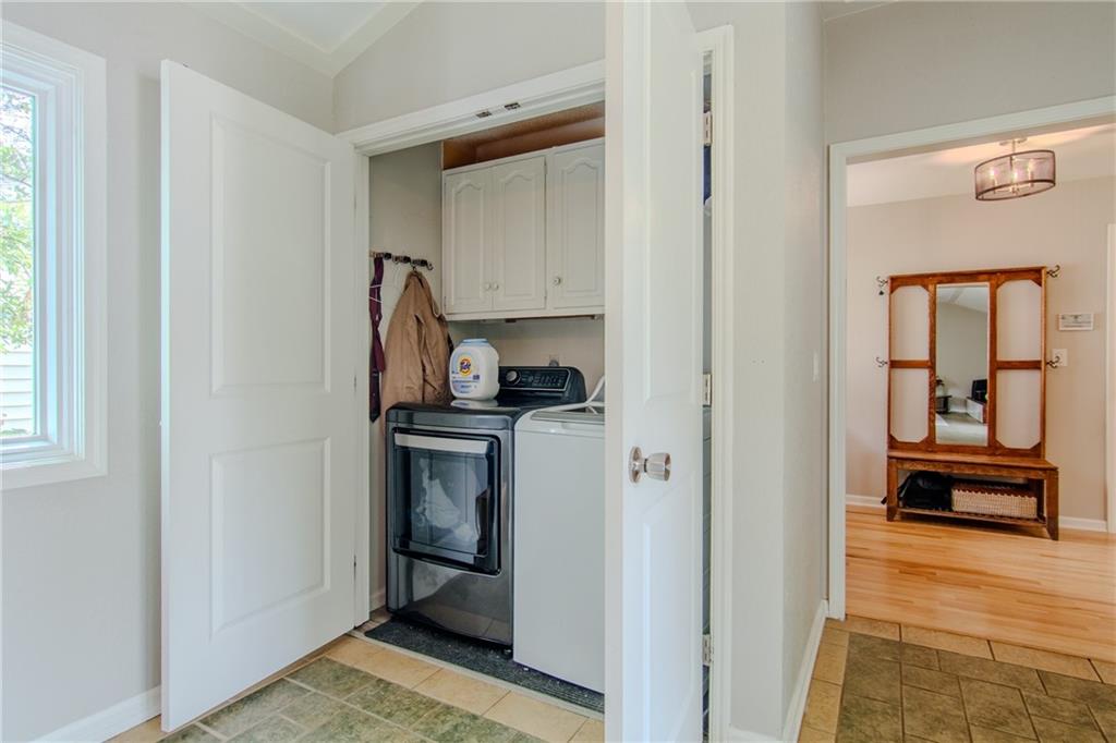 309 Hillcrest Drive Property Photo 23