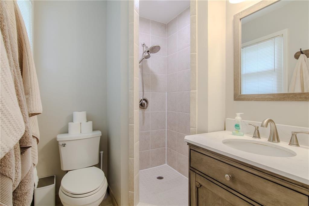 309 Hillcrest Drive Property Photo 28