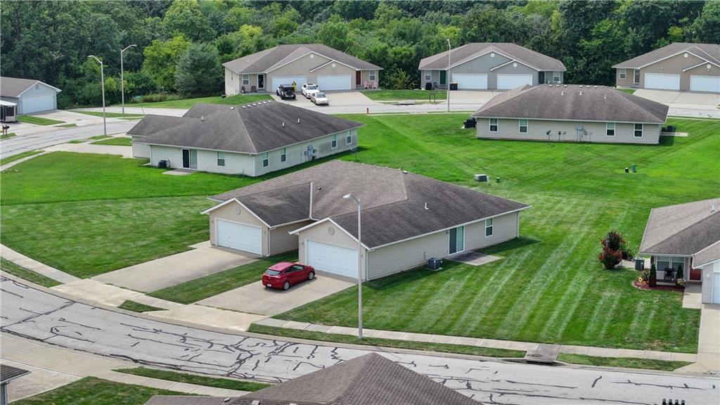 4880 Queen Ridge Avenue Property Photo 6