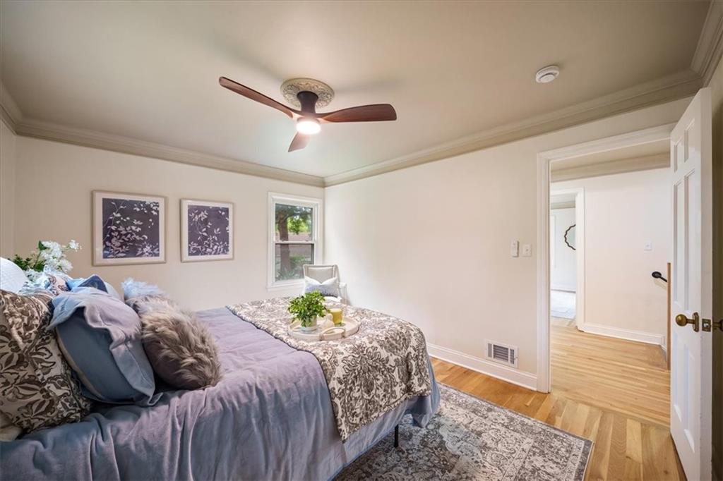 5600 Roe Boulevard Property Photo 18