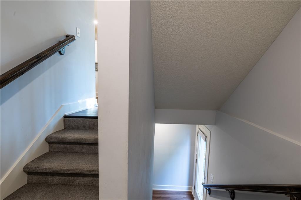 2202 N Woodsbury Road Property Photo 15