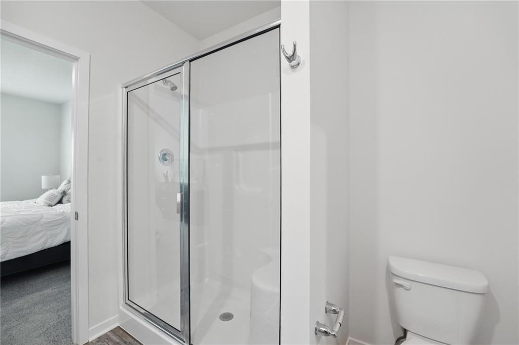 106 Lake Meadows Drive Property Photo 25