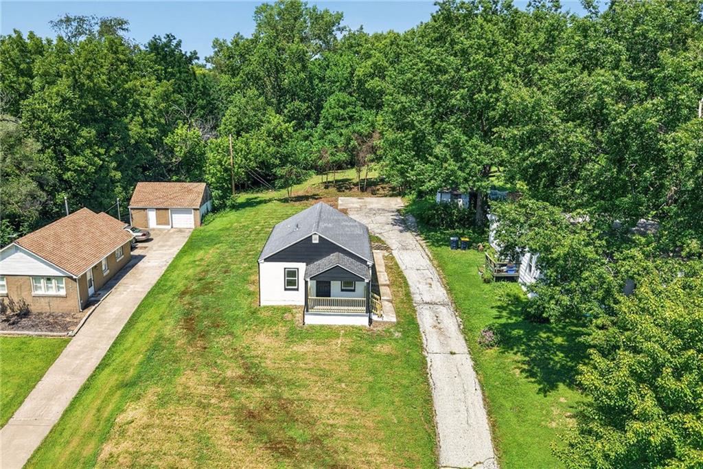 2904 Ne Parvin Road Property Photo 5
