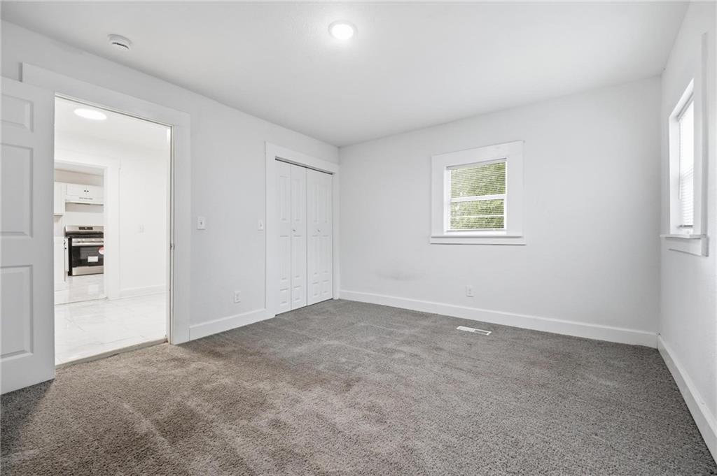 8412 Flora Avenue Property Photo 23