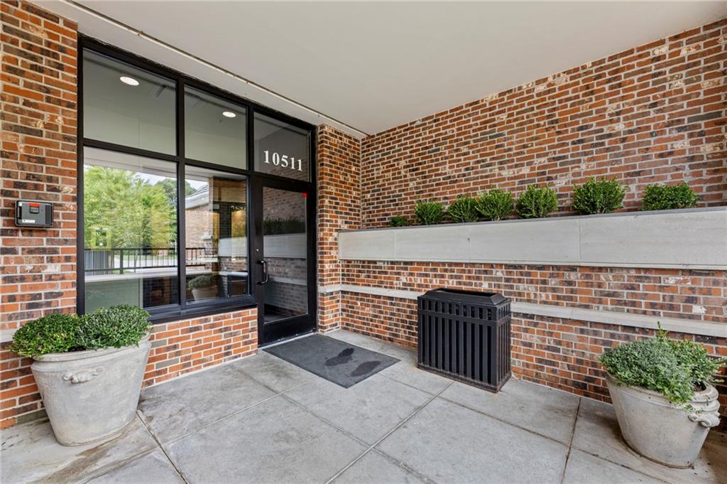 10511 Mission Road Property Photo 3