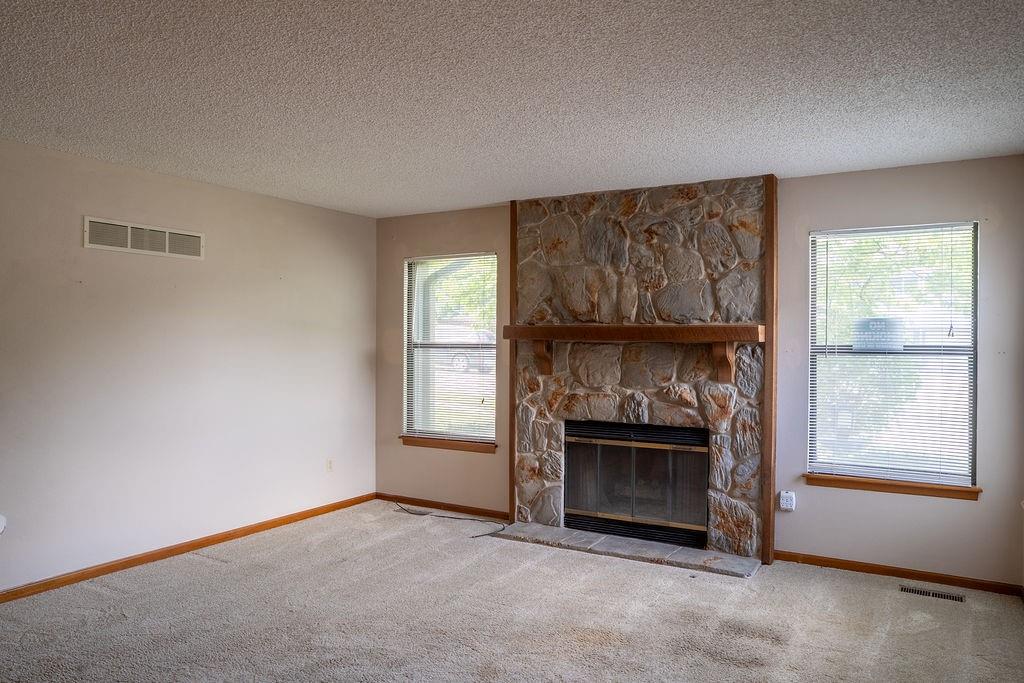 8316 N Virginia Avenue Property Photo 6
