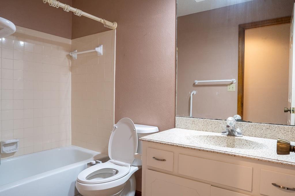 8316 N Virginia Avenue Property Photo 17