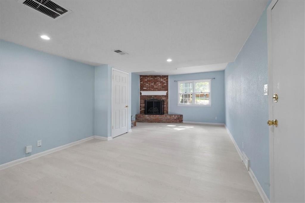 9746 Eby Street Property Photo 19