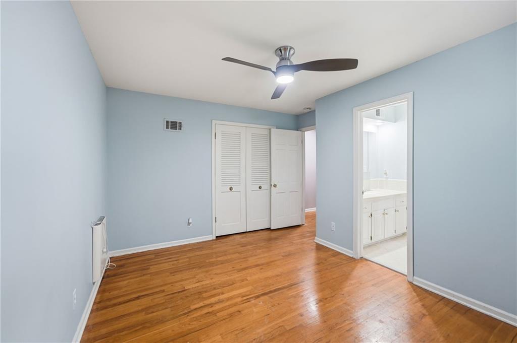 9932 Roe Avenue Property Photo 27