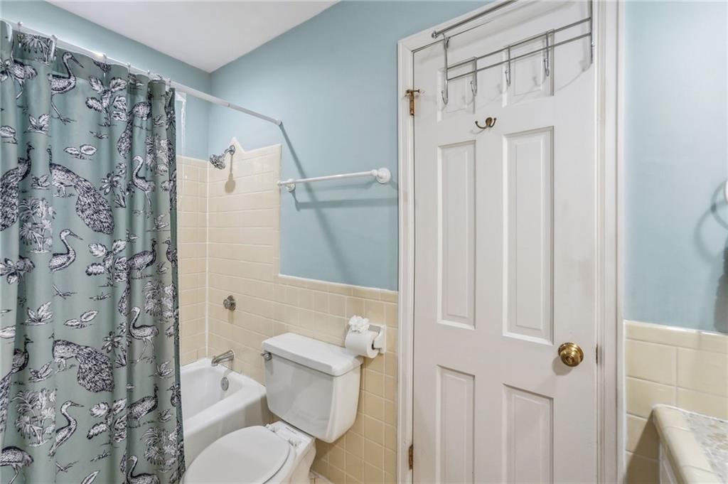 9932 Roe Avenue Property Photo 29