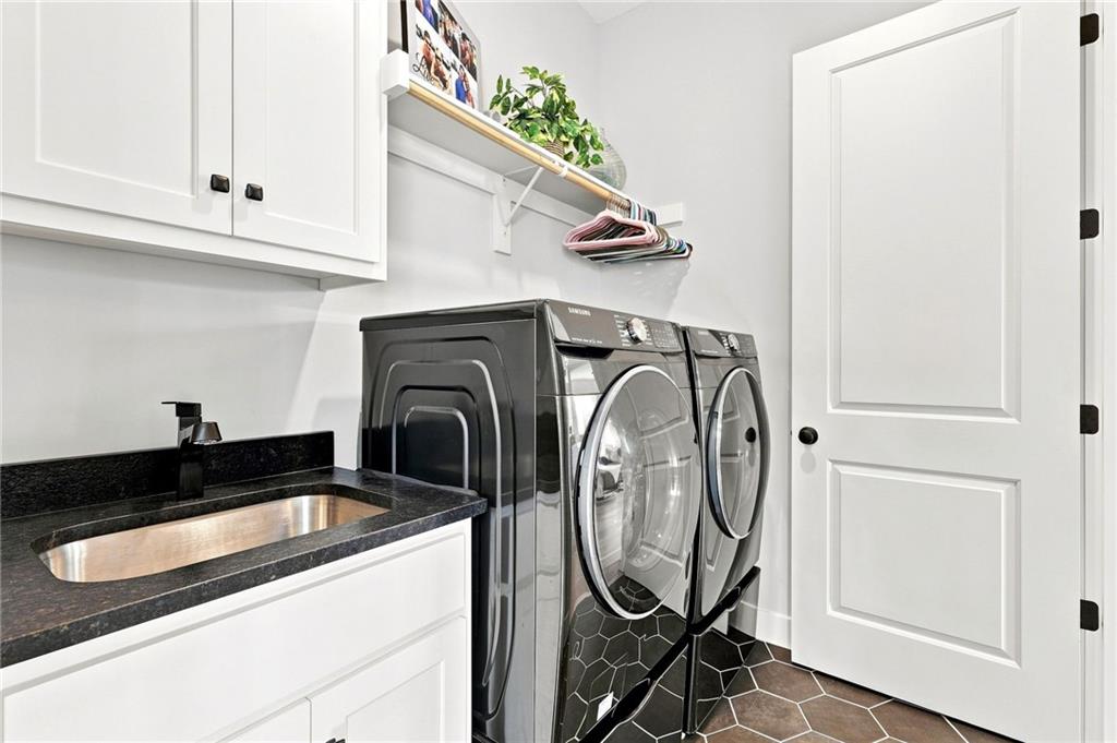 17401 Richards Street Property Photo 34