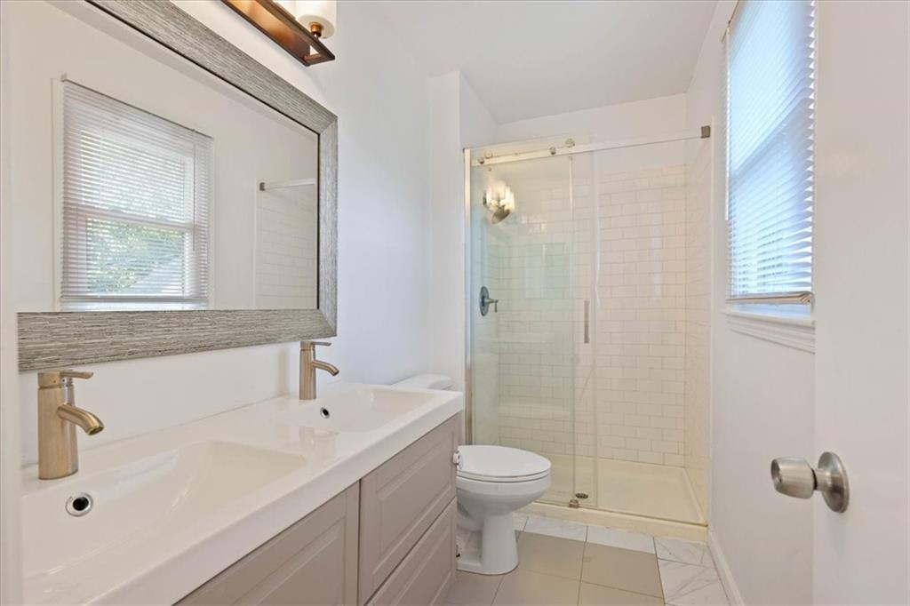 8812 W 95th Terrace Property Photo 17