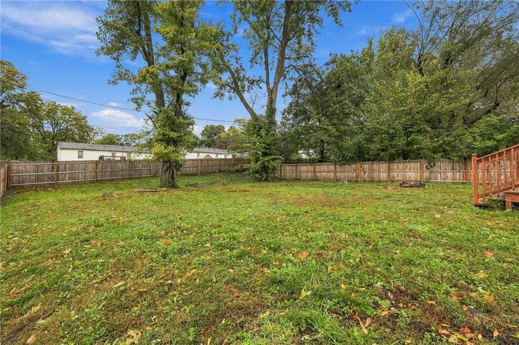 812 W Brown Street Property Photo 32