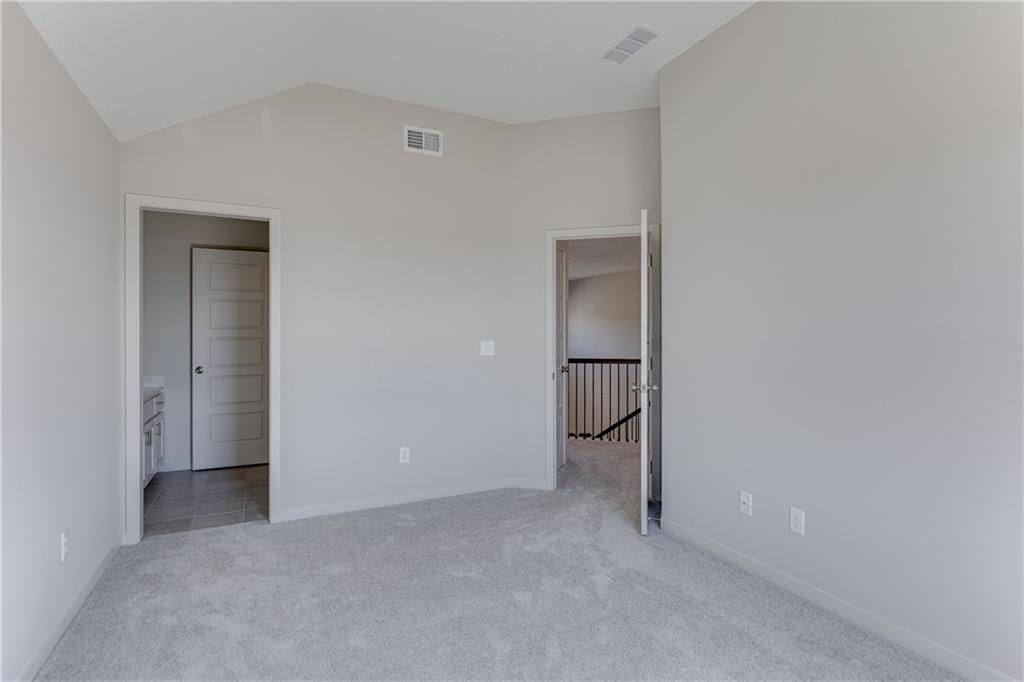 17081 W 164th Terrace Property Photo 31