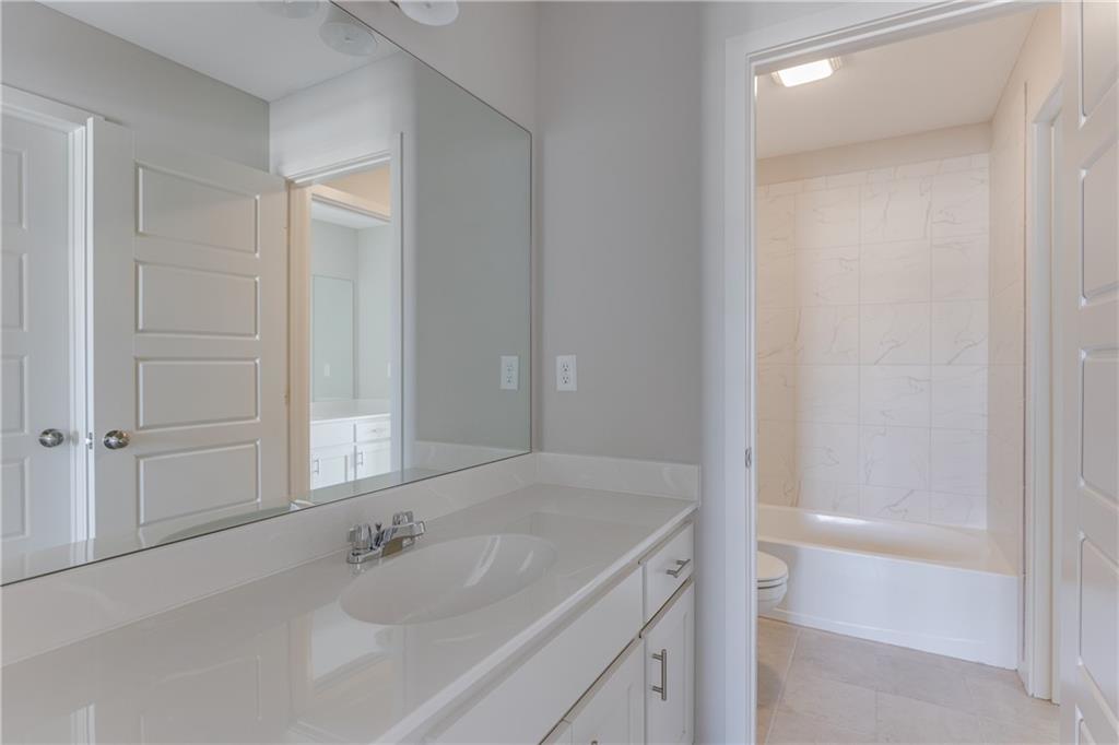 17081 W 164th Terrace Property Photo 33