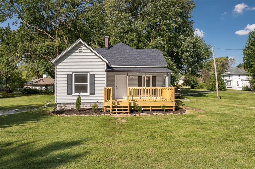 300 Maple Street Property Photo 1