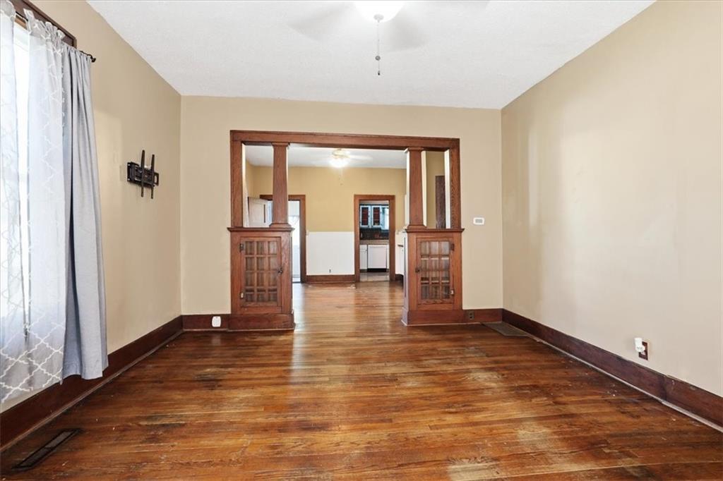 209 Maple Street Property Photo 4